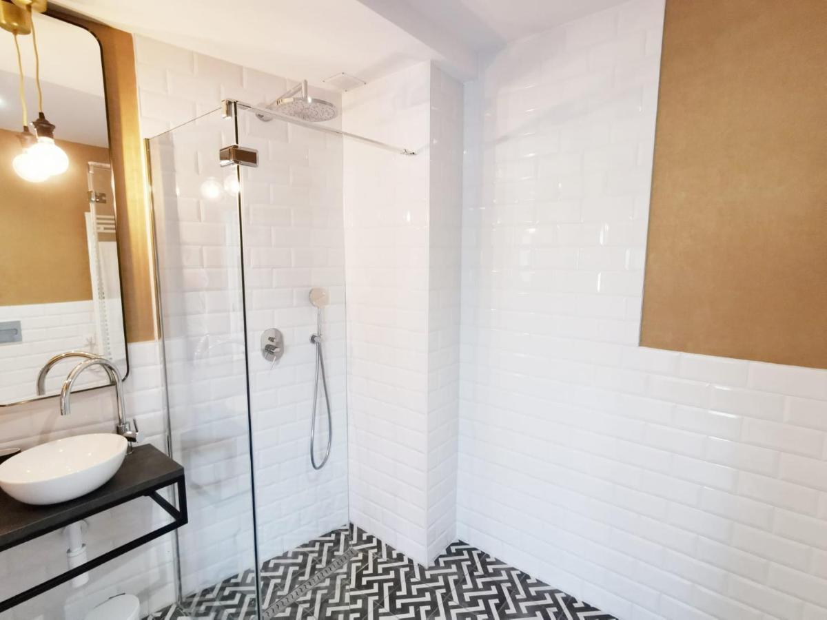 Apartamentos Tres Llaves Palacio De Vela De Los Cobos Úbeda Esterno foto